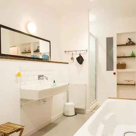 La Maison Du Merle: Le Charme En Centre-ville *